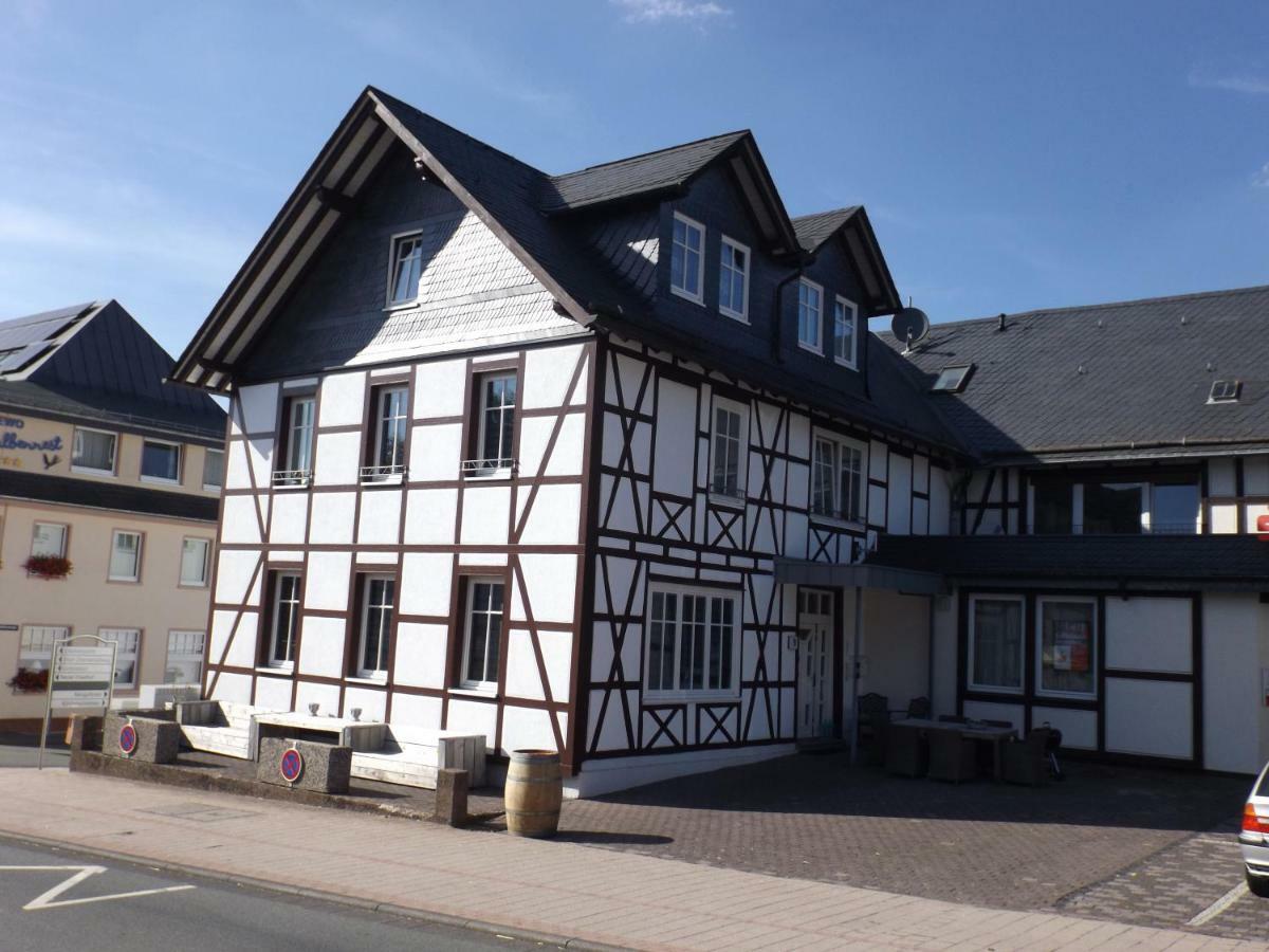 Appartamento Deutsches Haus Willingen  Esterno foto